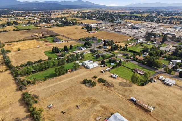 5105 N Glenarvon Rd, Otis Orchards, WA 99027