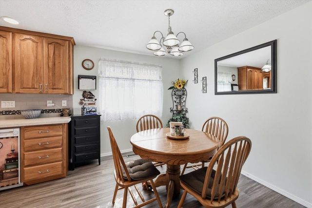 5105 N Glenarvon Rd, Otis Orchards, WA 99027
