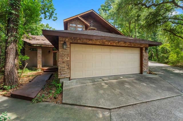 426 Nursery Road, The Woodlands, TX 77380
