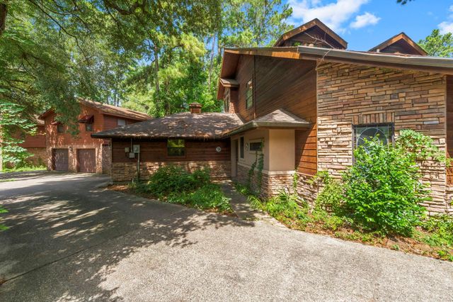 426 Nursery Road, The Woodlands, TX 77380