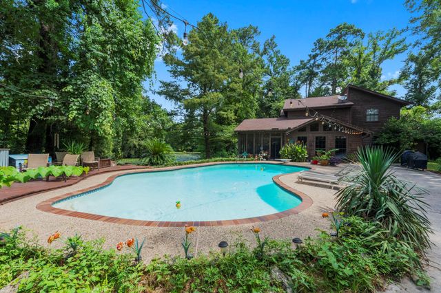 426 Nursery Road, The Woodlands, TX 77380