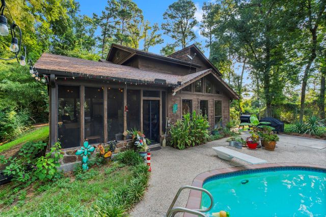 426 Nursery Road, The Woodlands, TX 77380