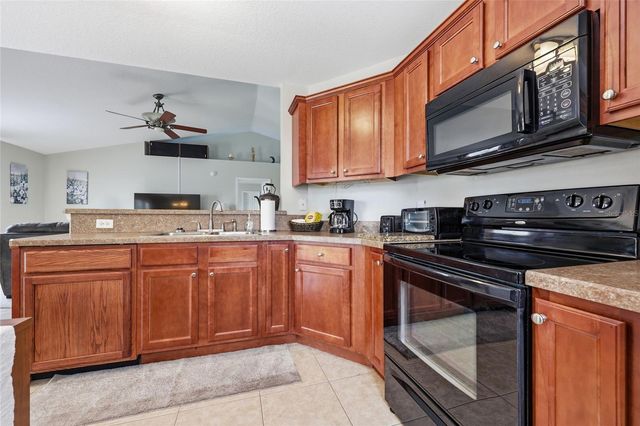 276 SW HOLLY GLEN, Lake City, FL 32024