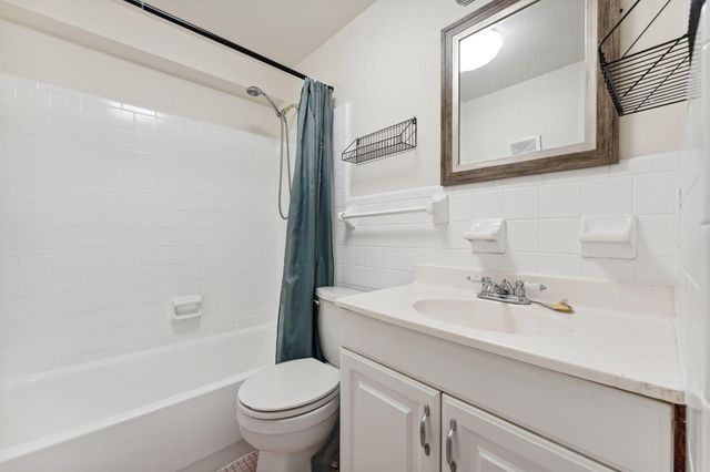 1450 NE 170th Street 114, North Miami Beach, FL 33162
