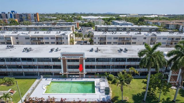 1450 NE 170th Street 114, North Miami Beach, FL 33162