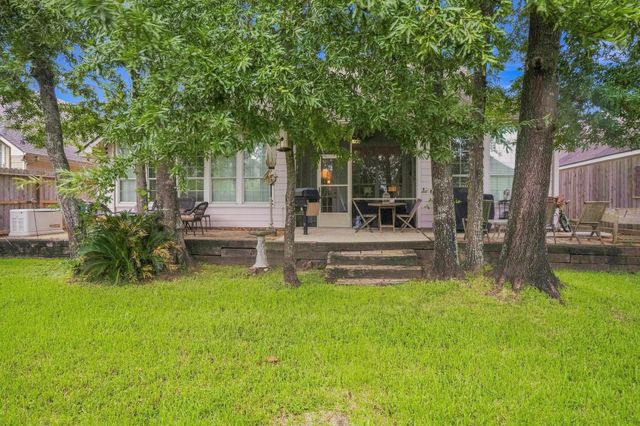 15243 Scenic Woodland Drive, Conroe, TX 77384