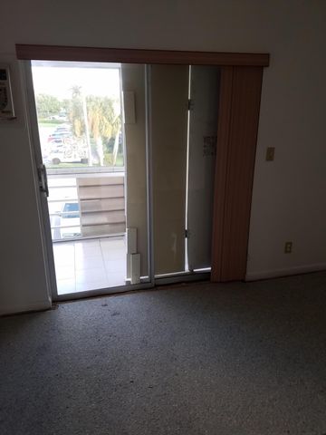 150 Bedford, West Palm Beach, FL 33417