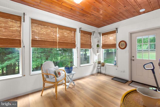 68 COAKLEY LN, Fredericksburg, VA 22406