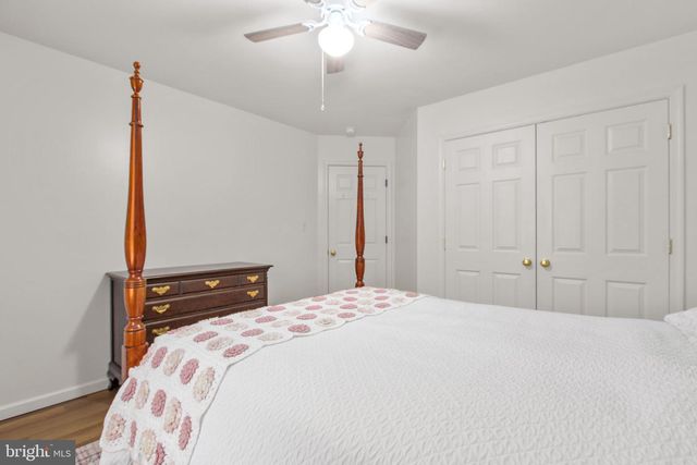 68 COAKLEY LN, Fredericksburg, VA 22406