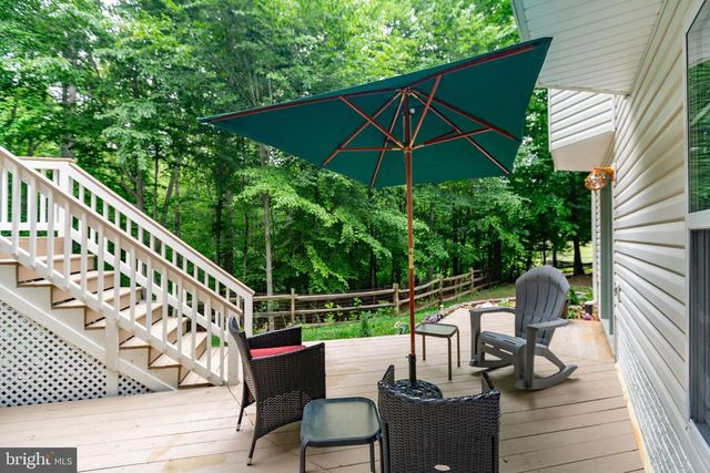 68 COAKLEY LN, Fredericksburg, VA 22406