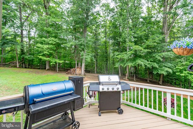 68 COAKLEY LN, Fredericksburg, VA 22406