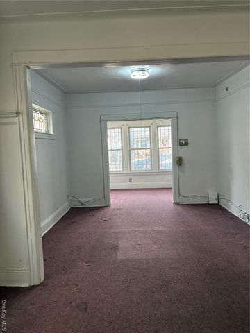 8918 182nd Place, Hollis, NY 11423