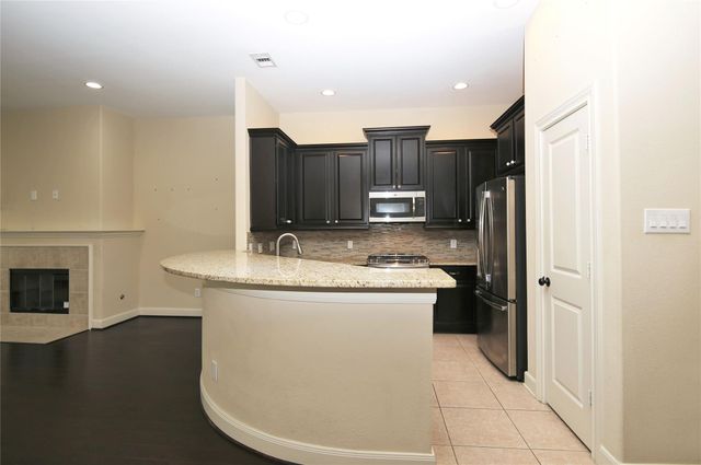 5163 Oasis Park, Houston, TX 77021