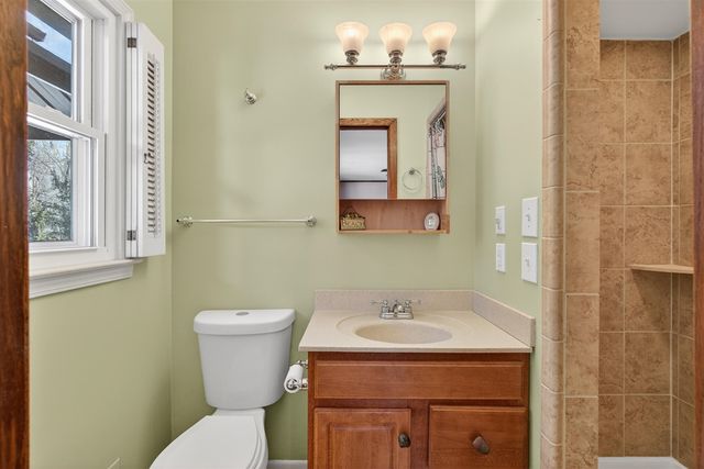 1956 Trinity Lane, Jackson, MI 49201