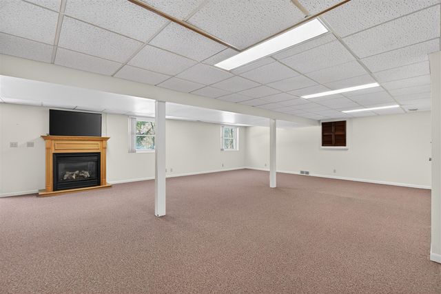 1956 Trinity Lane, Jackson, MI 49201