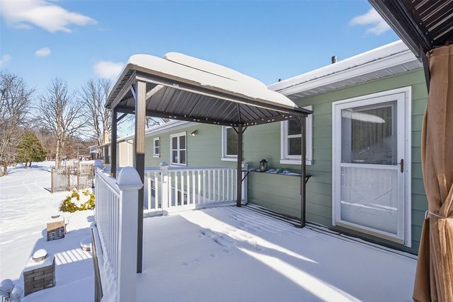 1956 Trinity Lane, Jackson, MI 49201