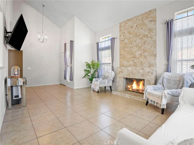 510 La Costa, Banning, CA 92220
