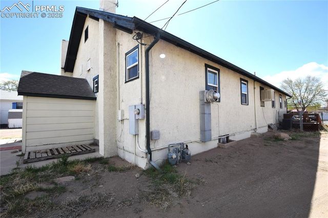 117 S Petroleum Avenue, Florence, CO 81226