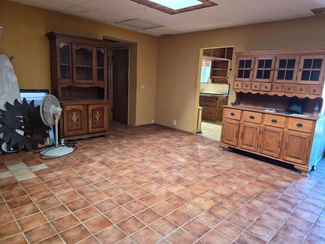 2085 Cabot Ave, Merced, CA 95348