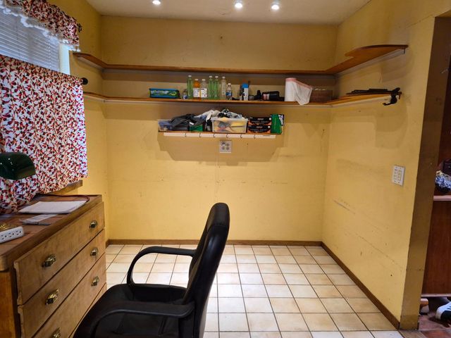 2085 Cabot Ave, Merced, CA 95348