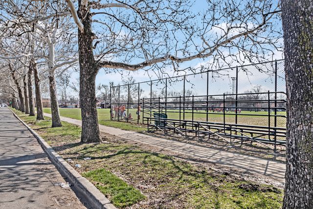 9105 S Racine Avenue, Chicago, IL 60620