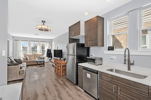 9105 S Racine Avenue, Chicago, IL 60620