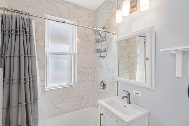 9105 S Racine Avenue, Chicago, IL 60620