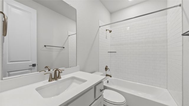 945 Terlingua Creek Drive, Conroe, TX 77304