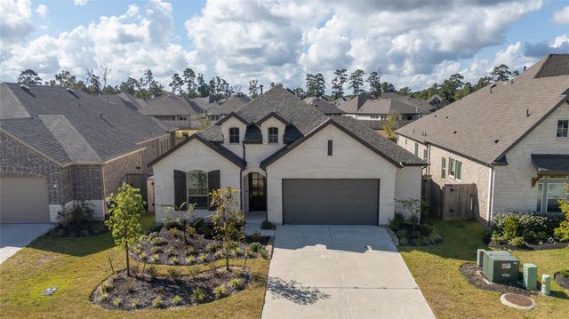 945 Terlingua Creek Drive, Conroe, TX 77304