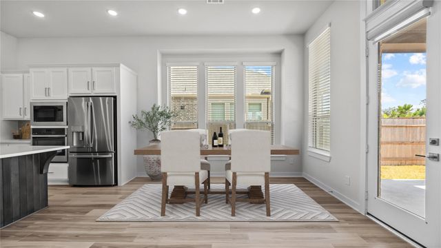 945 Terlingua Creek Drive, Conroe, TX 77304