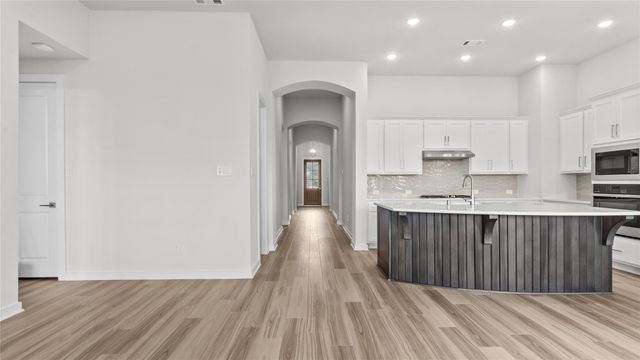 945 Terlingua Creek Drive, Conroe, TX 77304