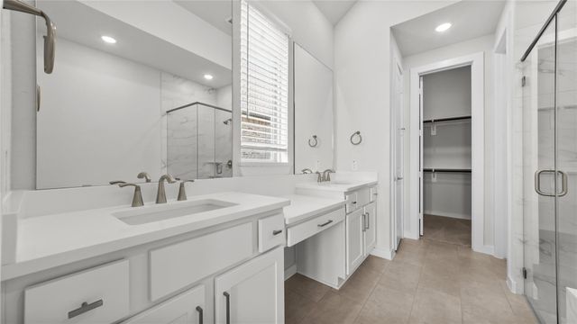 945 Terlingua Creek Drive, Conroe, TX 77304