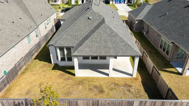 945 Terlingua Creek Drive, Conroe, TX 77304