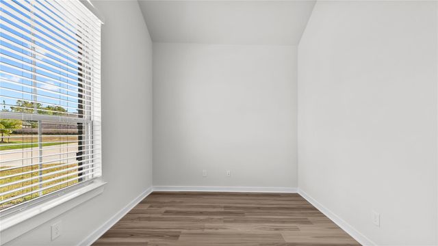 945 Terlingua Creek Drive, Conroe, TX 77304