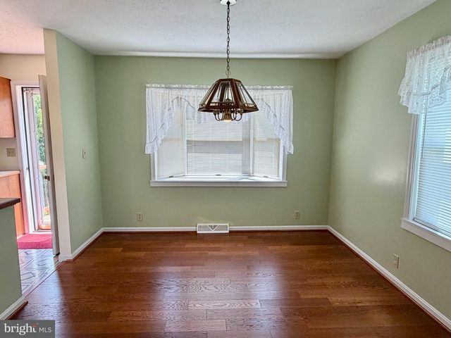 3150 APPLE PIE RIDGE RD, Winchester, VA 22603