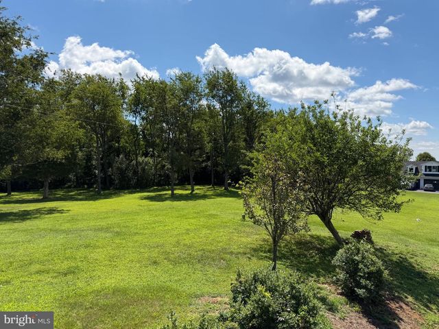 3150 APPLE PIE RIDGE RD, Winchester, VA 22603