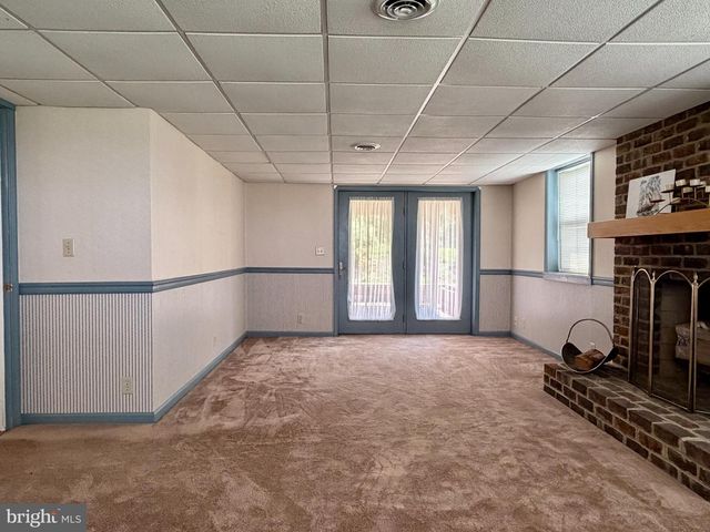 3150 APPLE PIE RIDGE RD, Winchester, VA 22603