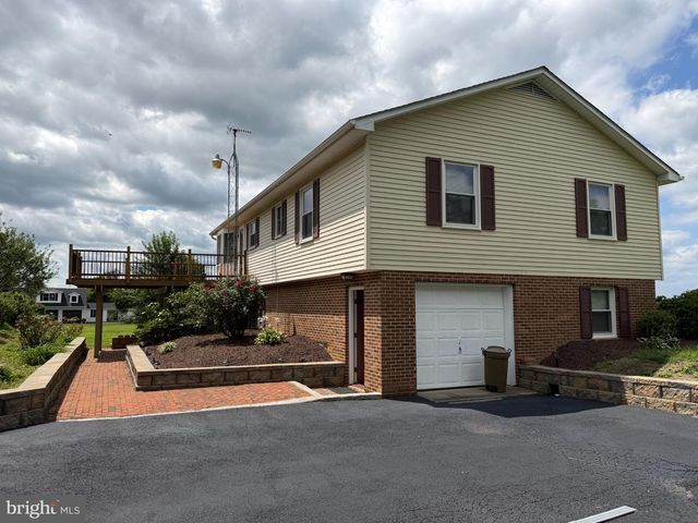 3150 APPLE PIE RIDGE RD, Winchester, VA 22603