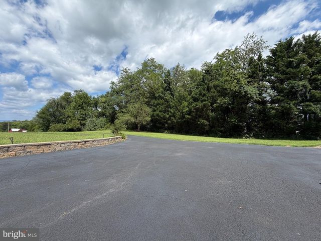 3150 APPLE PIE RIDGE RD, Winchester, VA 22603