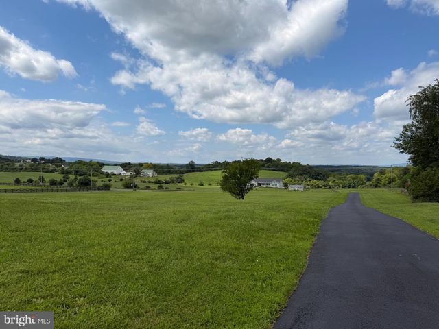 3150 APPLE PIE RIDGE RD, Winchester, VA 22603