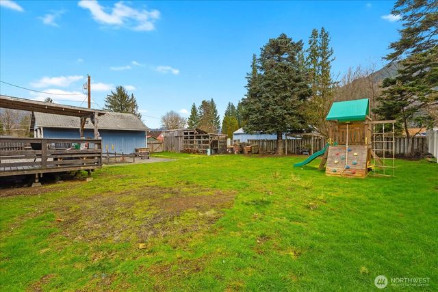 840 Madison Avenue, Darrington, WA 98241