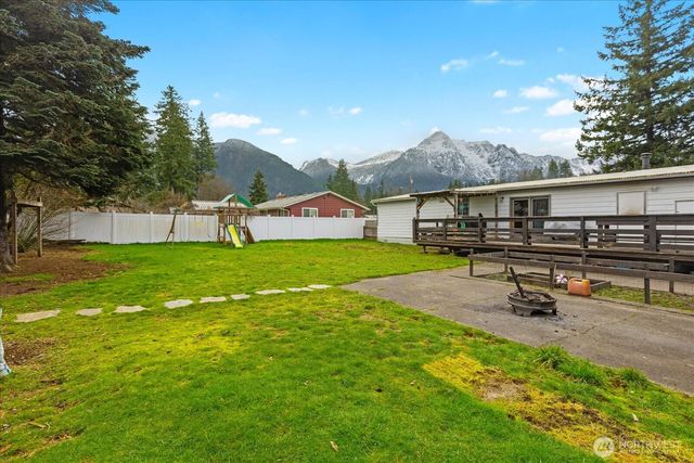 840 Madison Avenue, Darrington, WA 98241