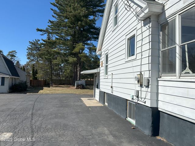 315 Kings Road, Schenectady, NY 12304
