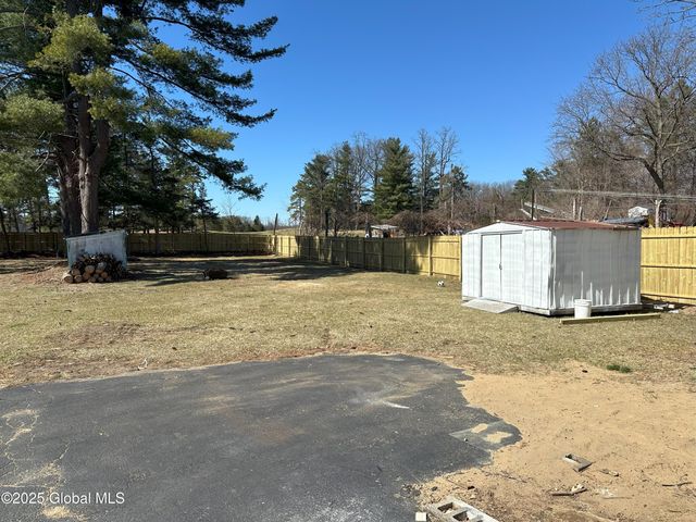 315 Kings Road, Schenectady, NY 12304