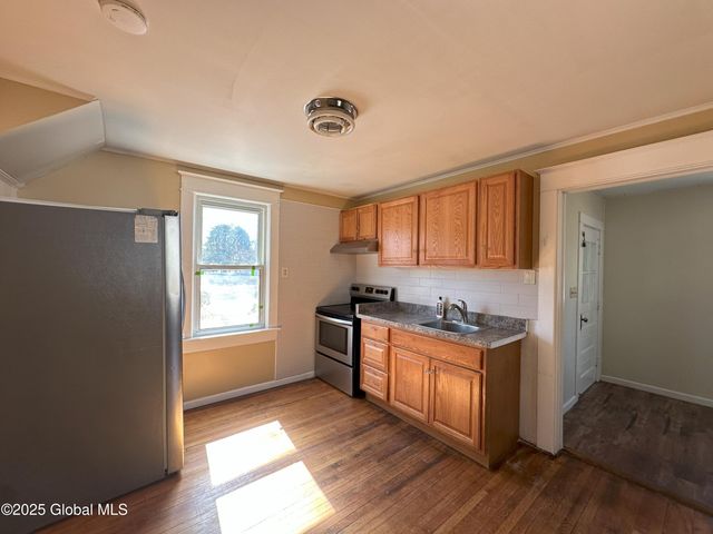 315 Kings Road, Schenectady, NY 12304
