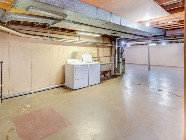 3316 Brookmeade Drive, Rolling Meadows, IL 60008