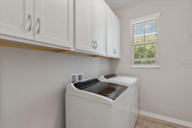 3000 VIA SIENNA CIRCLE, Sarasota, FL 34243