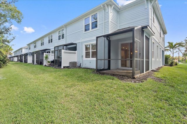 3000 VIA SIENNA CIRCLE, Sarasota, FL 34243