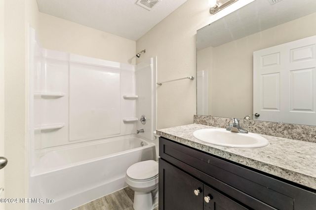 6278 RESTLAWN Drive, Jacksonville, FL 32208