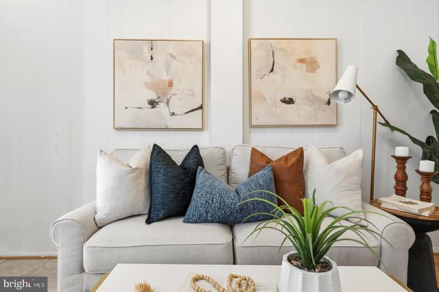 1017 STERRETT ST, Baltimore, MD 21230